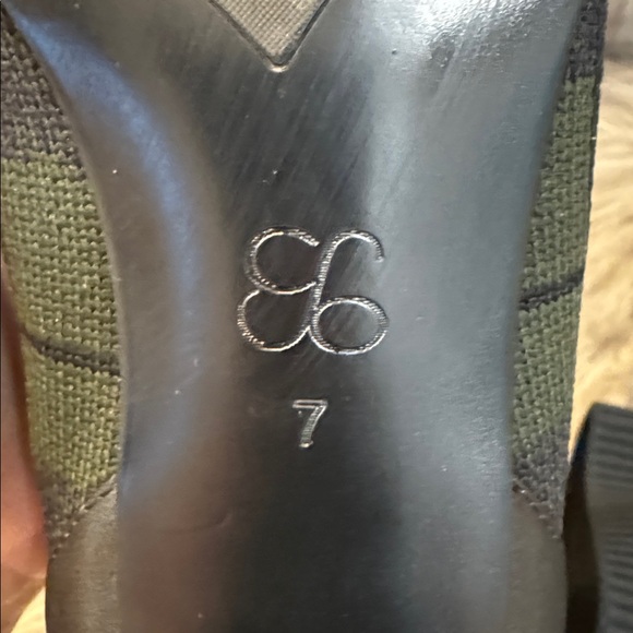 Cozy Island Stylish Black and Green Women's Ankle Boots Size 7 - Picture 2 of 9